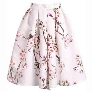 SheIn White Floral Midi Skirt Pleated S